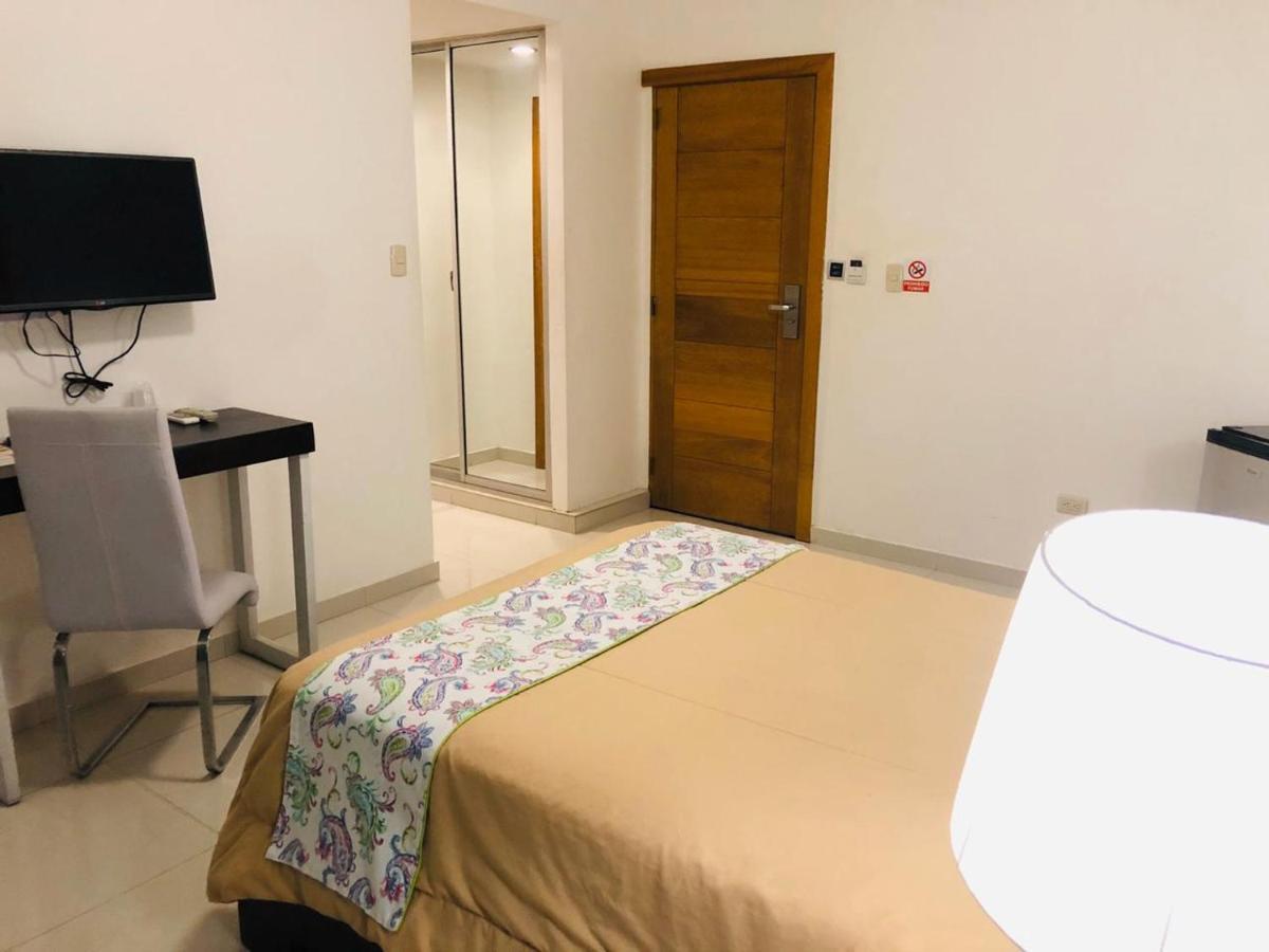 Dpravia Hotel Srl Baní Exteriör bild